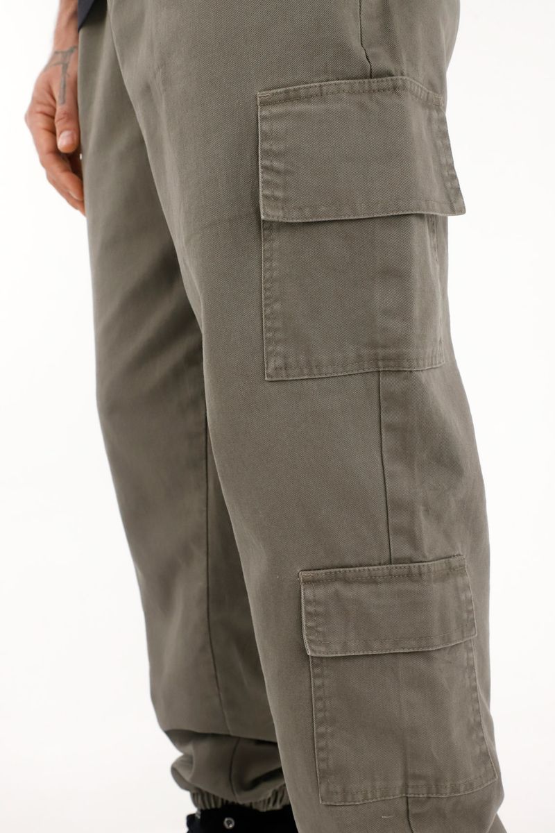 pantalones-para-hombre-tennis-verde