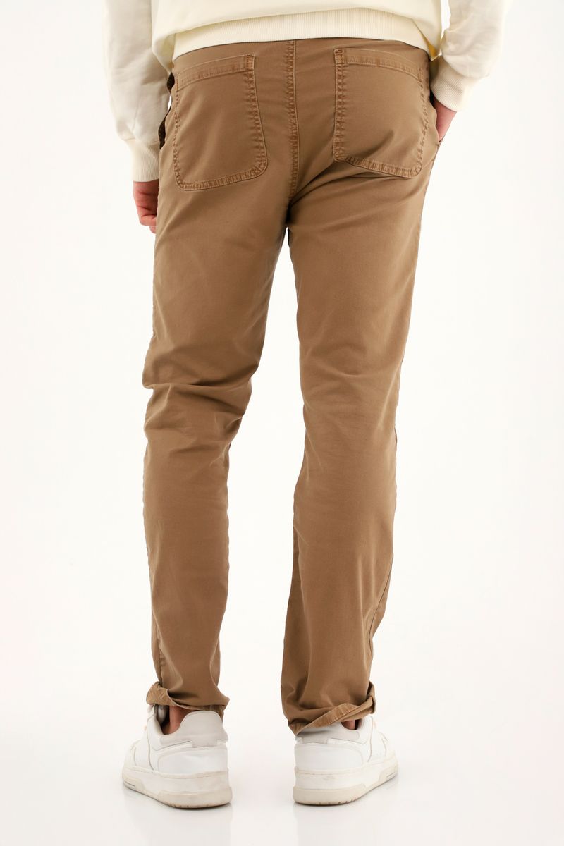 pantalones-para-hombre-tennis-cafe