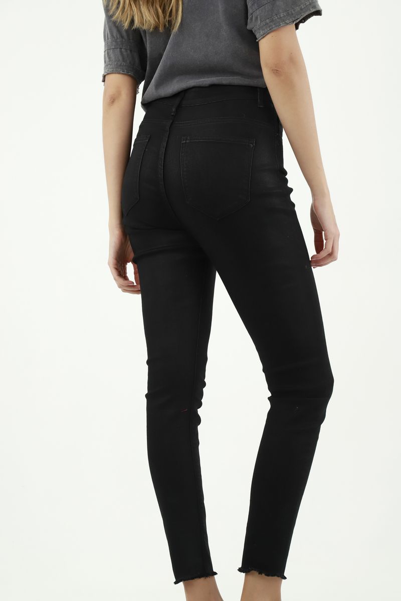 jeans-para-mujer-tennis-negro