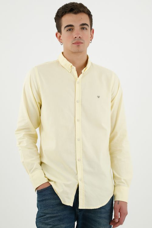Camisa amarilla con perilla de botones para hombre