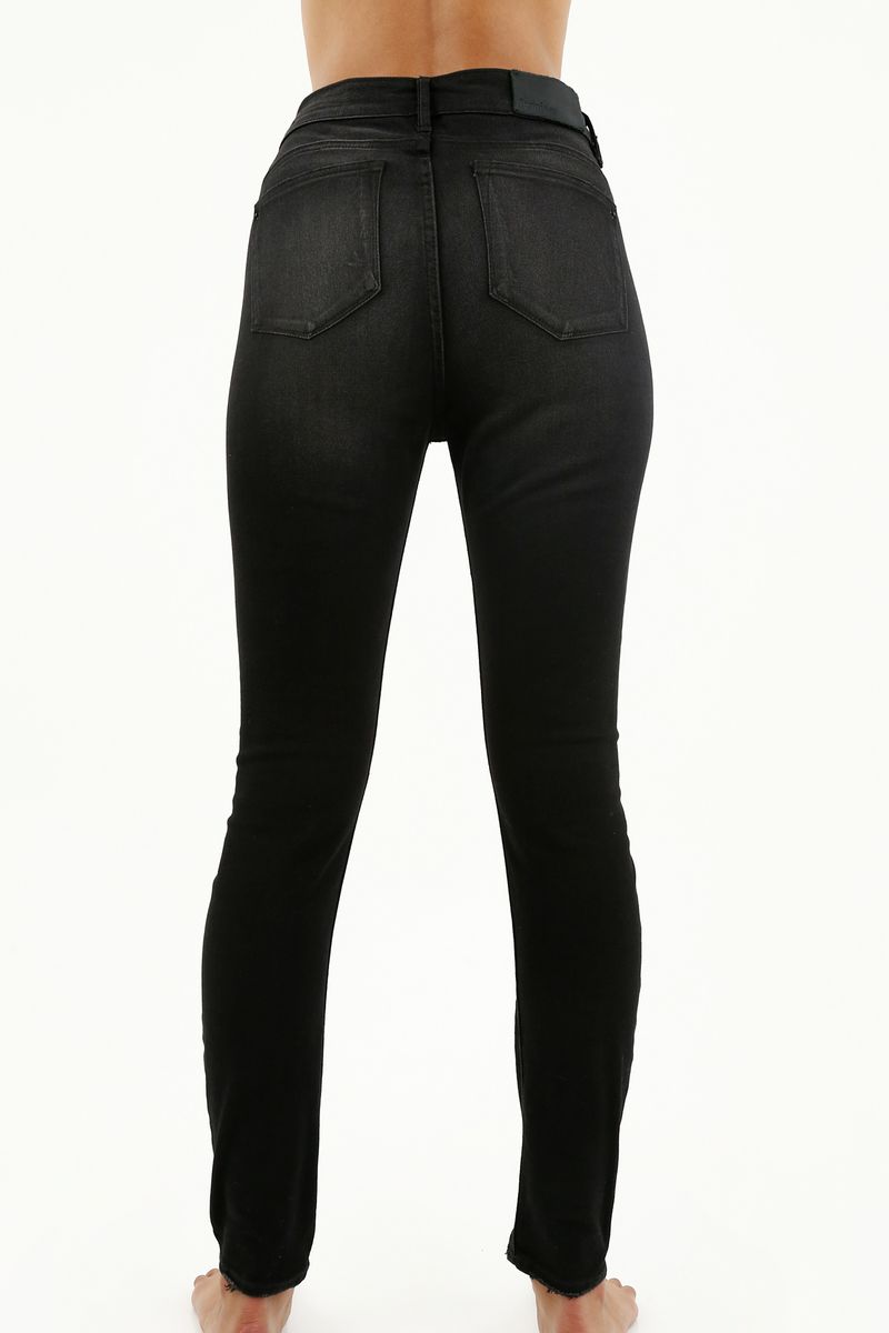 jeans-para-mujer-tennis-negro