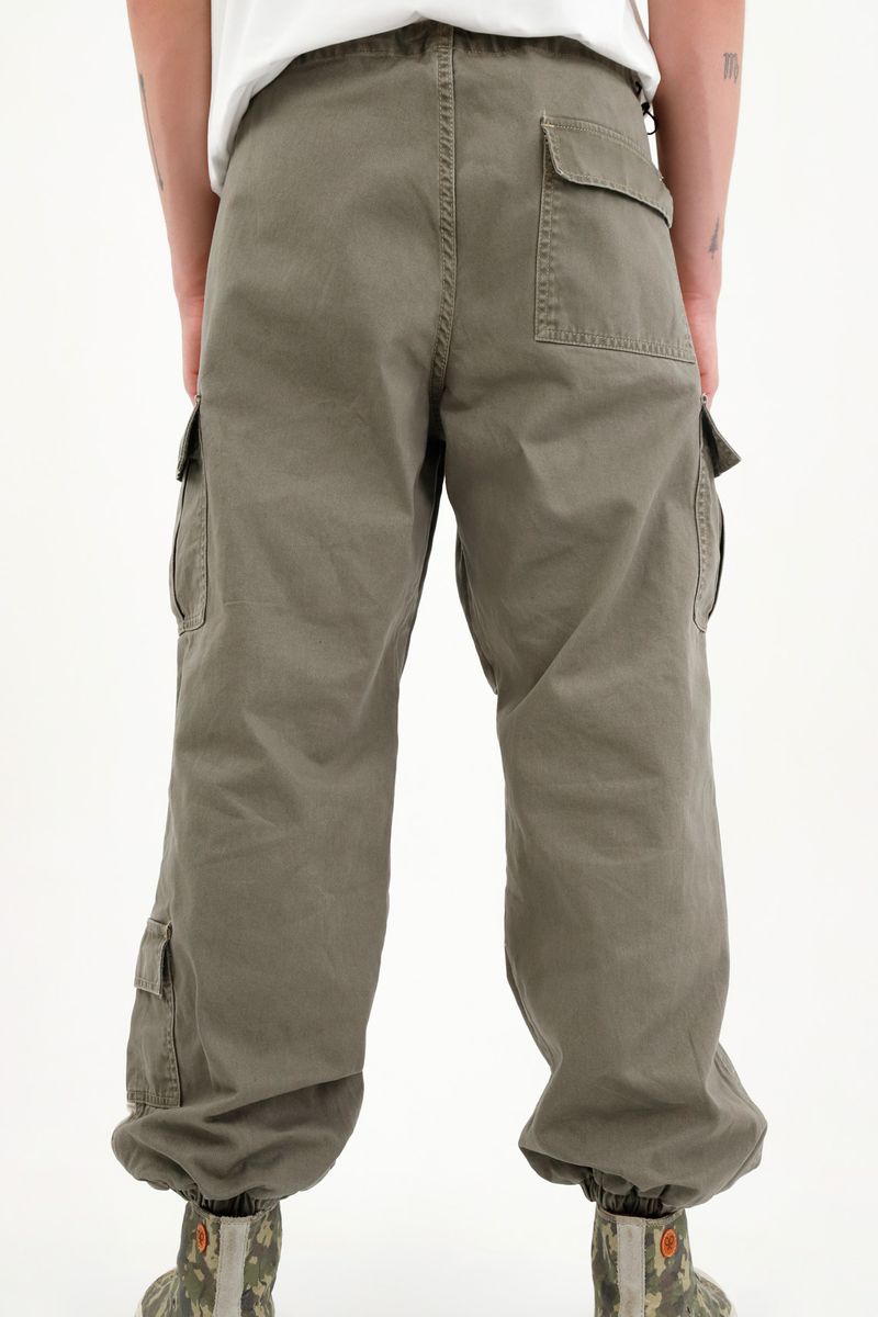 pantalones-para-hombre-tennis-gris
